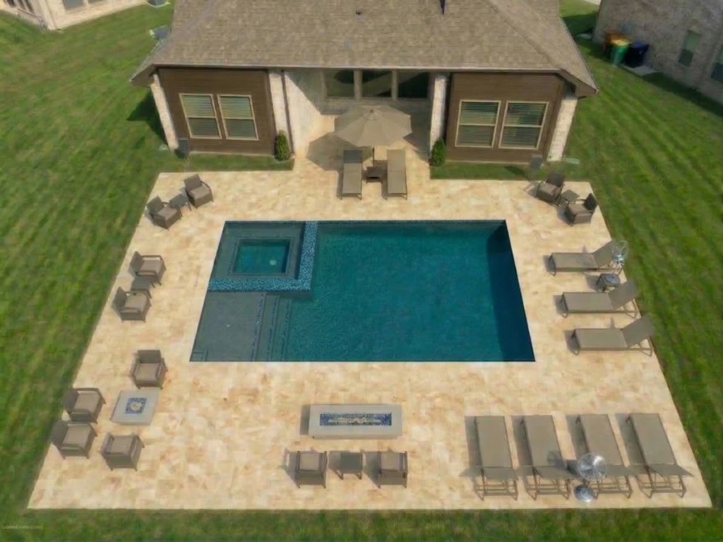 Pool View 1