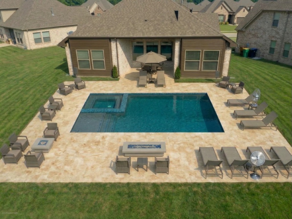 Pool View 4